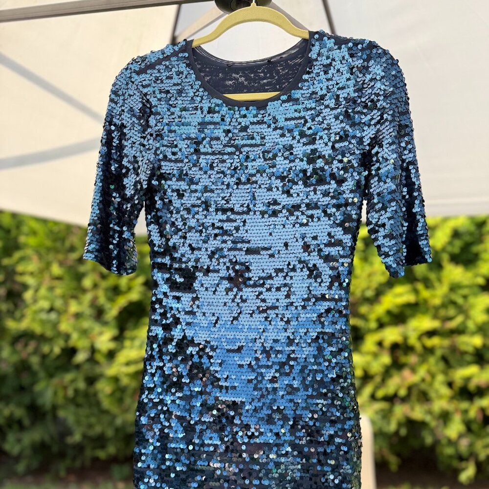 BCBG Blue Sequin Cocktail Dress – Short Sleeve Sparkle Party Mini